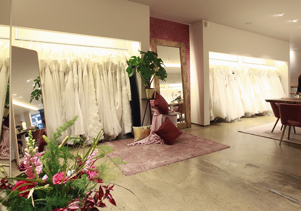 Bruidsjurken van Bride2be Trouwjurken van Bride2be